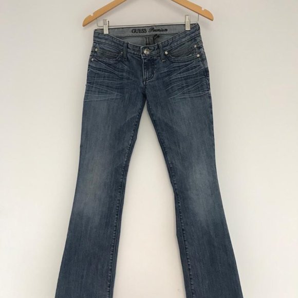 Premium Guess Flare Leg Jeans - Picture 4 of 15